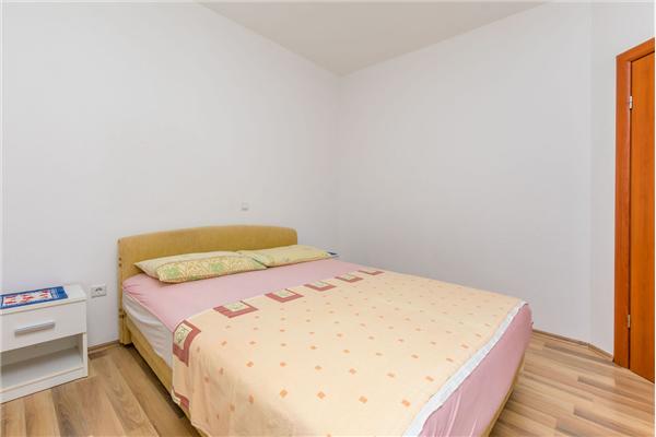 Apartment A1, for 6 persons