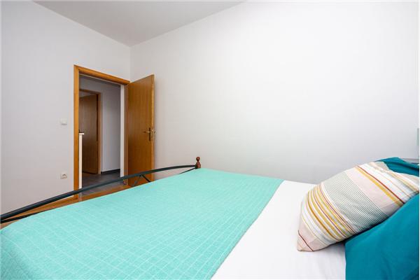 Apartment A3, for 8 persons