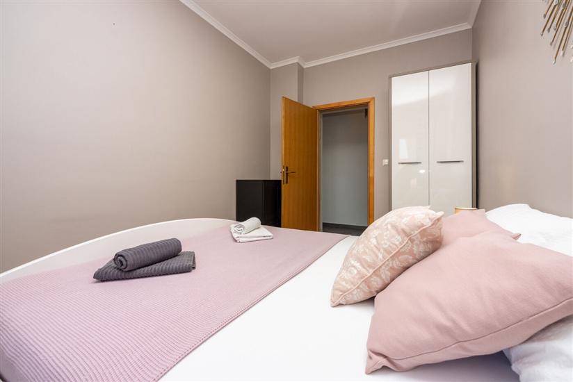 Apartment A3, for 8 persons