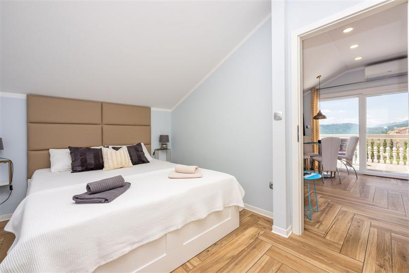 Apartment A1, for 4 persons