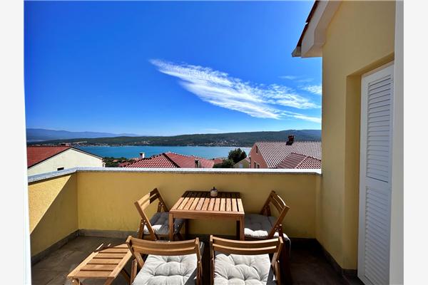 Apartment A5, for 5 persons