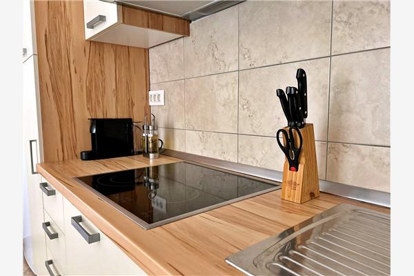 Apartment A5, for 5 persons