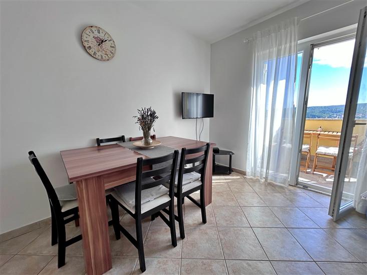 Apartment A5, for 5 persons