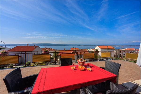 Apartment A1, for 5 persons