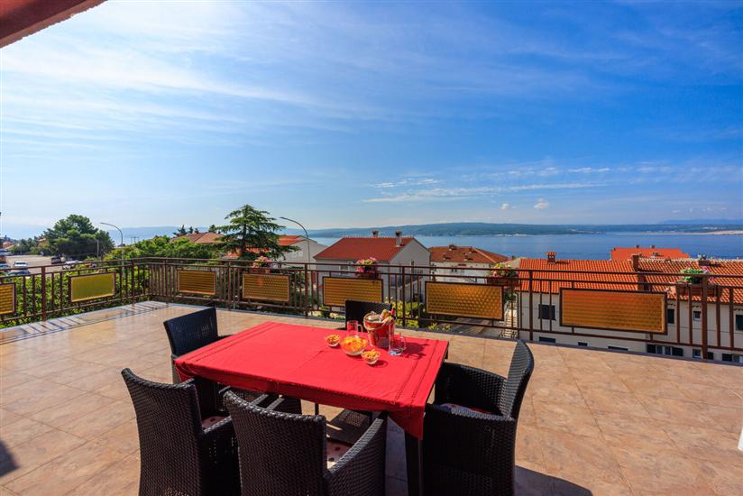 Apartment A1, for 5 persons