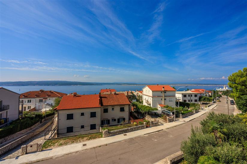 Apartment A1, for 5 persons