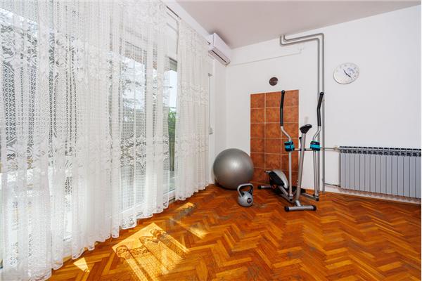 Apartment A2, for 8 persons