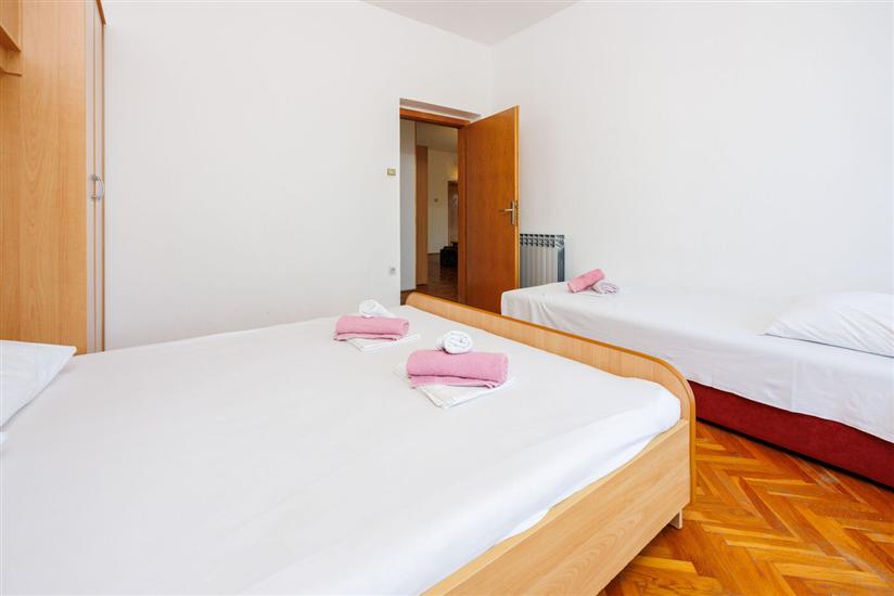 Apartment A2, for 8 persons