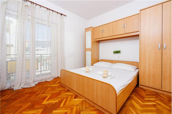 Apartment A2, for 8 persons