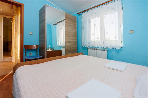 Apartment A1, for 7 persons