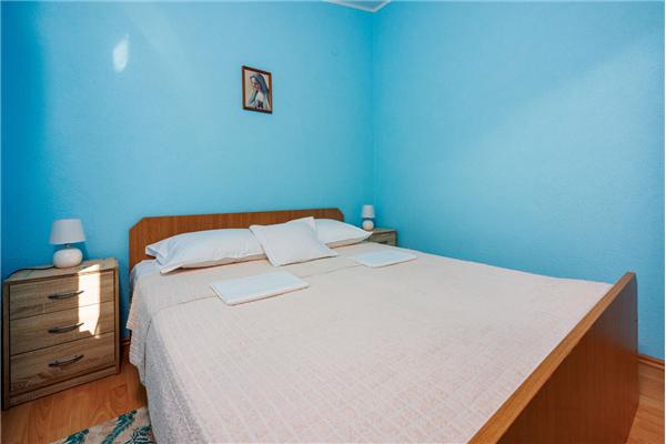 Apartment A1, for 7 persons