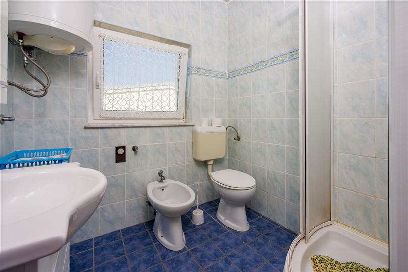 Apartment A1, for 7 persons