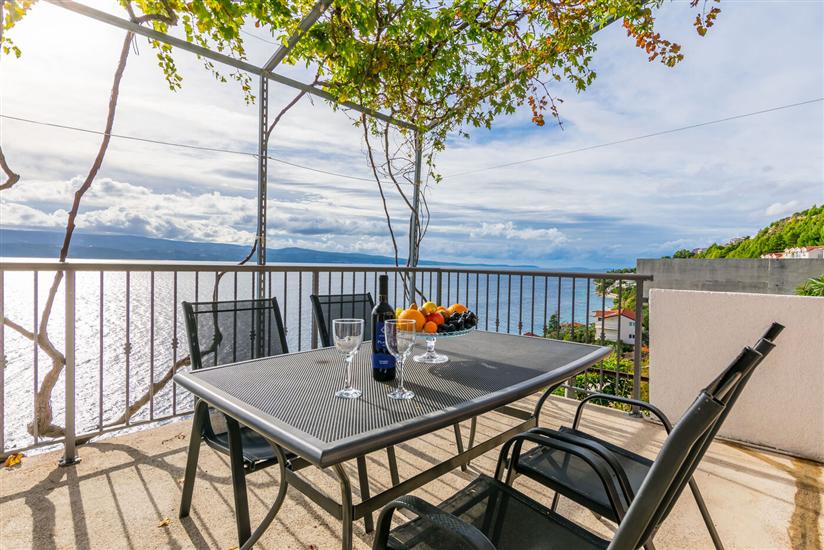 Apartment A1, for 6 persons