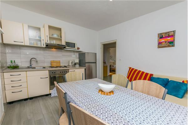 Apartment A1, for 6 persons