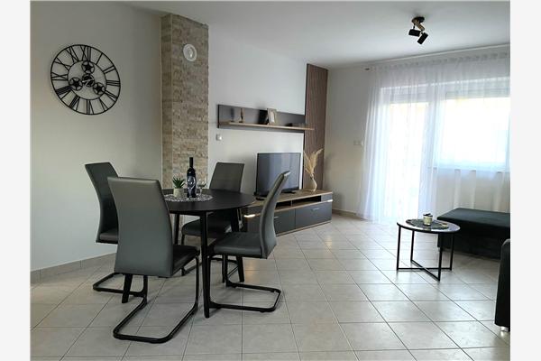 Apartment A2, for 3 persons