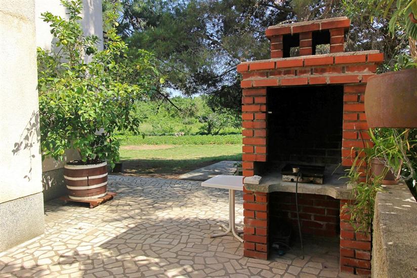 Apartments Jakominić