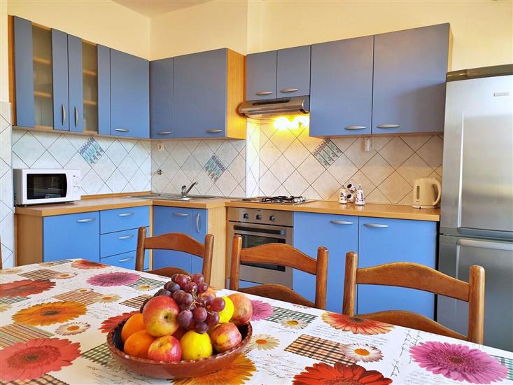 Apartment A2, for 8 persons