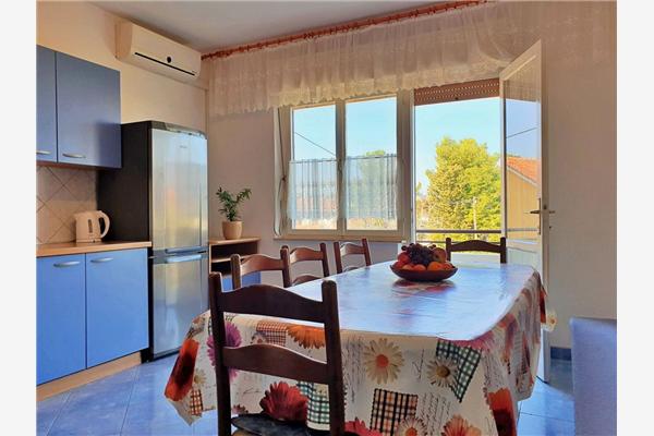 Apartment A2, for 8 persons