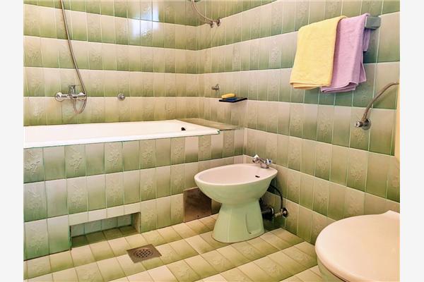 Apartment A2, for 8 persons