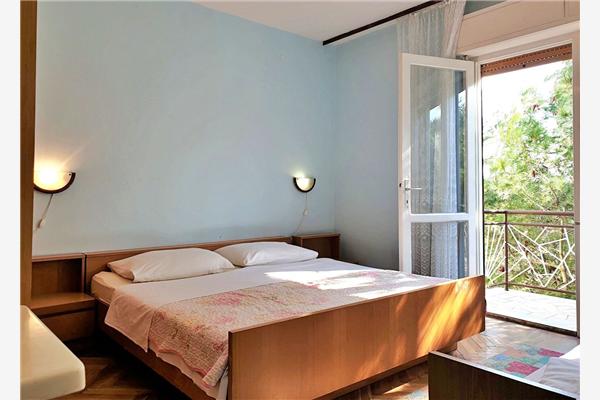 Apartment A2, for 8 persons