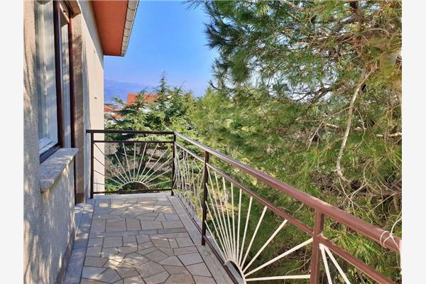 Apartment A2, for 8 persons