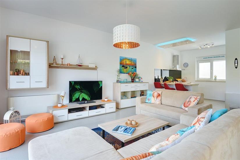 House K1, for 8 persons