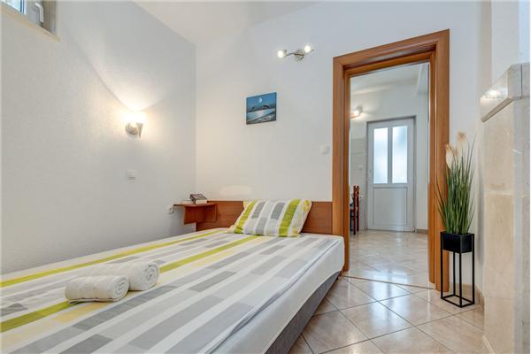 Apartment A2, for 3 persons
