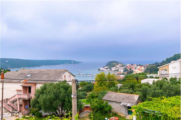 Apartment A2, for 5 persons