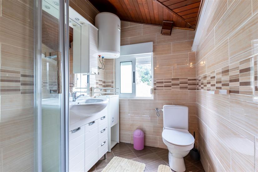 Apartment A2, for 5 persons