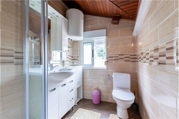 Apartment A2, for 5 persons