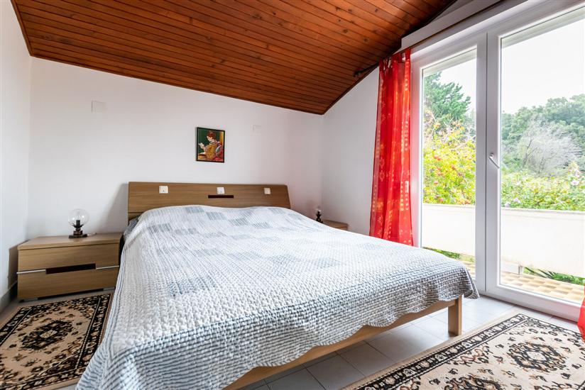 Apartment A2, for 5 persons