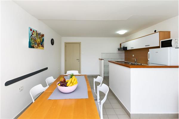 Apartment A1, for 6 persons