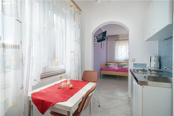 Apartment A5, for 3 persons