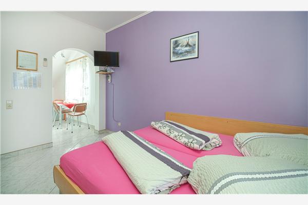 Apartment A5, for 3 persons