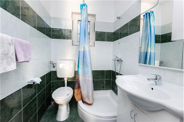 Lägenhet A1, för 8 personer