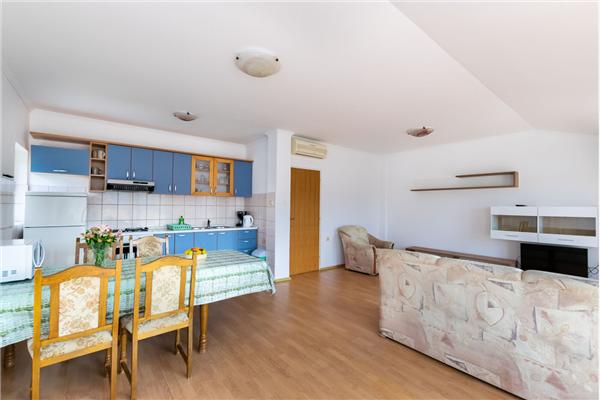 Apartment A2, for 4 persons