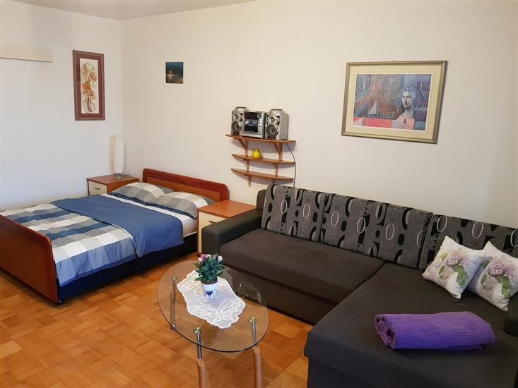 Apartment A1, for 2 persons