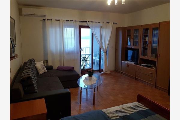 Apartment A1, for 2 persons