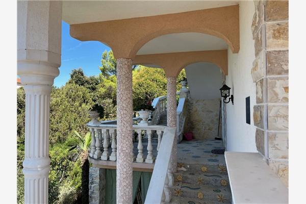 Apartment A2, for 6 persons