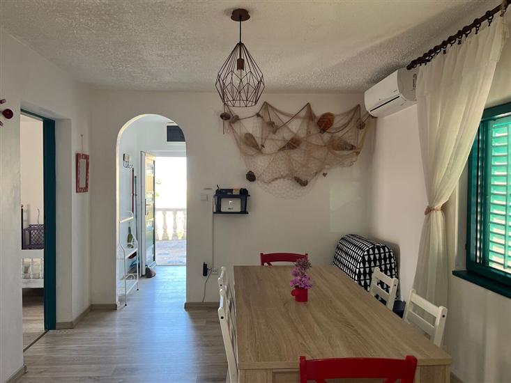 Apartment A2, for 6 persons