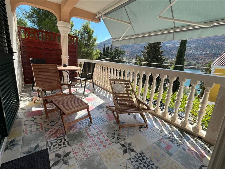 Apartment A2, for 6 persons