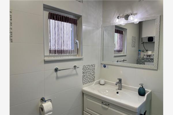 Apartment A2, for 6 persons