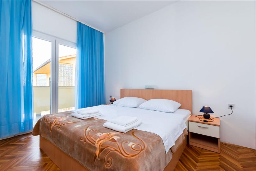 Apartment A5, for 5 persons