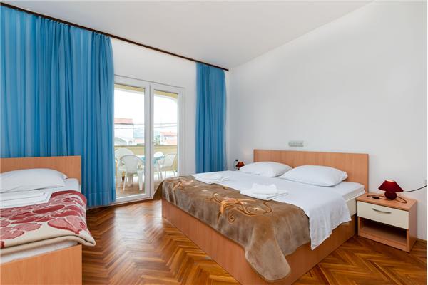 Apartment A5, for 5 persons