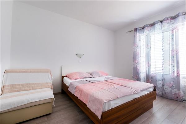 Apartment A2, for 3 persons
