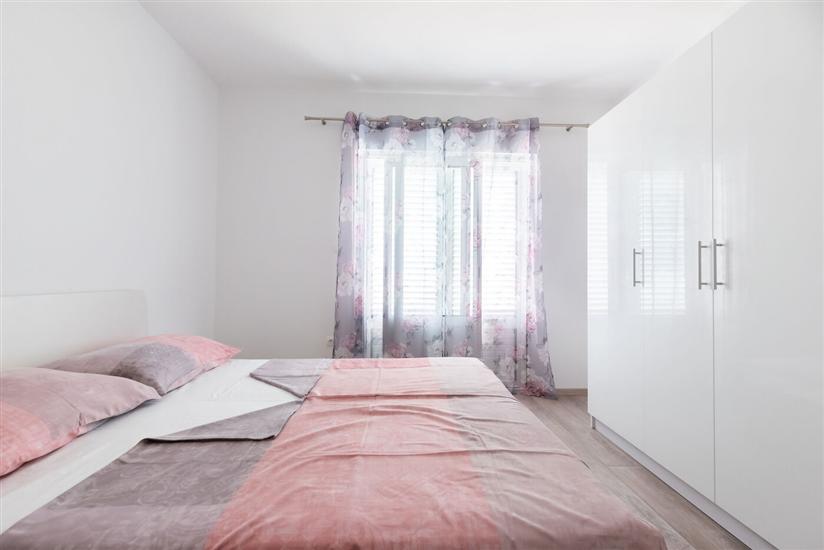 Apartment A2, for 3 persons