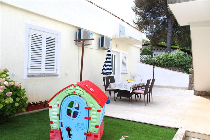 Apartment MAJA-MARIN