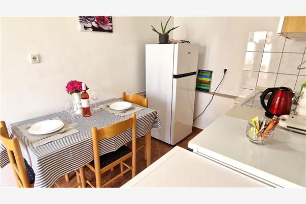 Apartment A1, for 3 persons