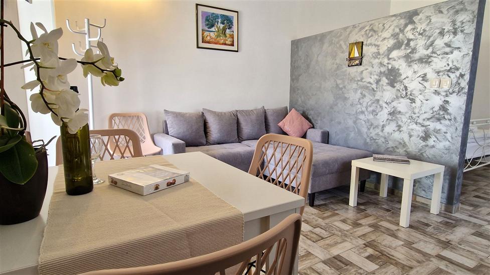 Apartment A1, for 2 persons