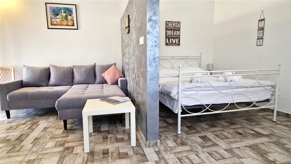 Apartment A1, for 2 persons